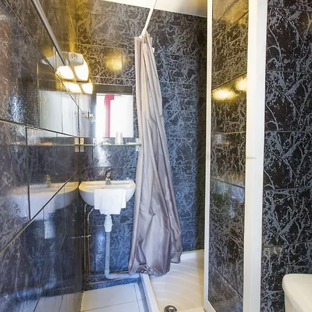 Hotel Hipotel Printania Maraichers 2*