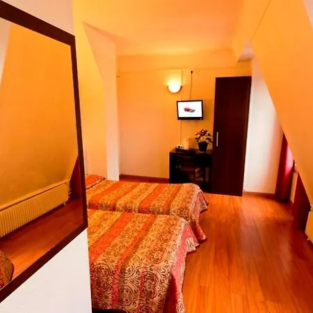 Hipotel Printania Maraichers 2* París