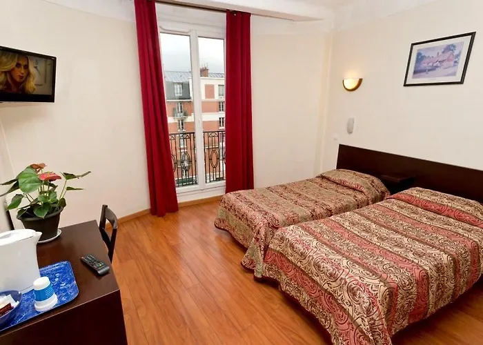 Hipotel Printania Maraichers Hotel 2*